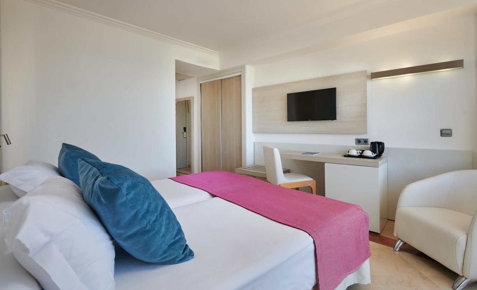 Grupotel Acapulco Playa - Adults Only Playa de Palma  Exterior photo